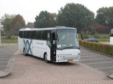 Connexxion_494_(NS-bus)_Deventer_De_Scheg_20091022.jpg