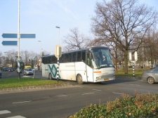 Connexxion_600_(NS-bus_Utrecht_-_Schiphol)_Utrecht_24_oktoberplein_20060107.jpg