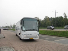 Connexxion_836_(NS-bus)_Deventer_De_Scheg_20091022.jpg